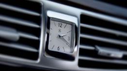 Mercedes CLS 500 Shooting Brake 4MATIC - deska rozdzielcza
