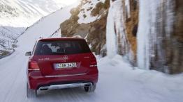 Mercedes GLK 350 4MATIC - widok z tyłu