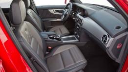 Mercedes GLK 350 4MATIC - widok ogólny wnętrza z przodu