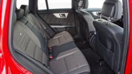 Mercedes GLK 350 4MATIC - tylna kanapa
