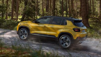 Jeep Avenger po liftingu. Zmiany i podświetlana osłona chłodnicy