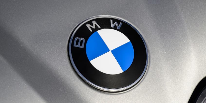 Nowe logo BMW we wszystkich modelach od 1 lutego. Zauważysz różnicę?