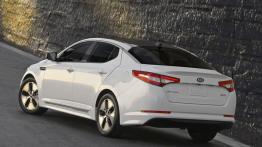 Kia Optima Hybrid - widok z tyłu