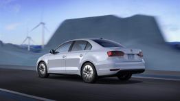 Volkswagen Jetta Hybrid - widok z tyłu