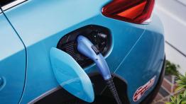 Subaru Crosstrek Hybrid - gniazdo ?adowania