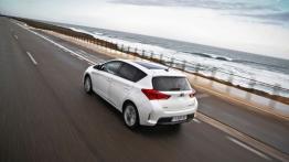 Toyota Auris II Hatchback 5d Hybrid - widok z tyłu