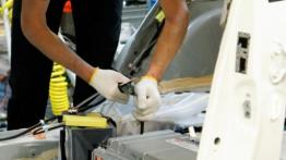 Toyota Yaris III Hybrid - taśma produkcyjna