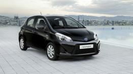 Toyota Yaris III Hybrid - widok z przodu