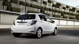 Toyota Yaris III Hybrid - tył - reflektory wyłączone