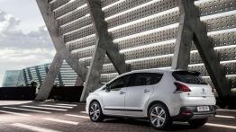 Odświeżony Peugeot 3008 zadebiutuje we Frankfurcie