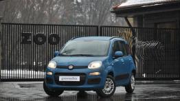 Fiat Panda III - prezentacja w Warszawie - przód - reflektory włączone