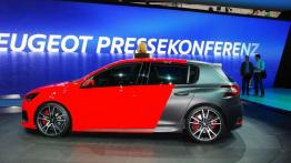 Peugeot 308 i 308 R - francuskie nowości we Frankfurcie