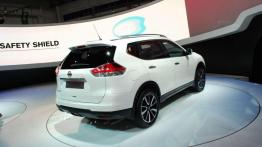 Nissan X-Trail/Rogue zaprezentowany we Frankfurcie
