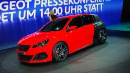 Peugeot 308 i 308 R - francuskie nowości we Frankfurcie