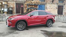 Lexus RX 200t – duży SUV w zatłoczonym mieście
