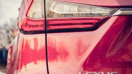 Lexus RX 200t – duży SUV w zatłoczonym mieście