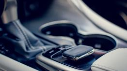 Lexus RX 200t – duży SUV w zatłoczonym mieście