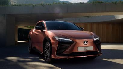 Nowy Lexus RZ zaskakuje po liftingu. Wolant zamiast kierownicy i większy zasięg