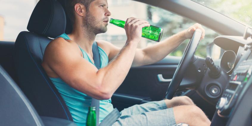 Jazda po alkoholu mimo zakazu. Ministerstwo chce bezwzględnego więzienia