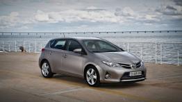Toyota Auris II Hatchback 5d Diesel - widok z przodu
