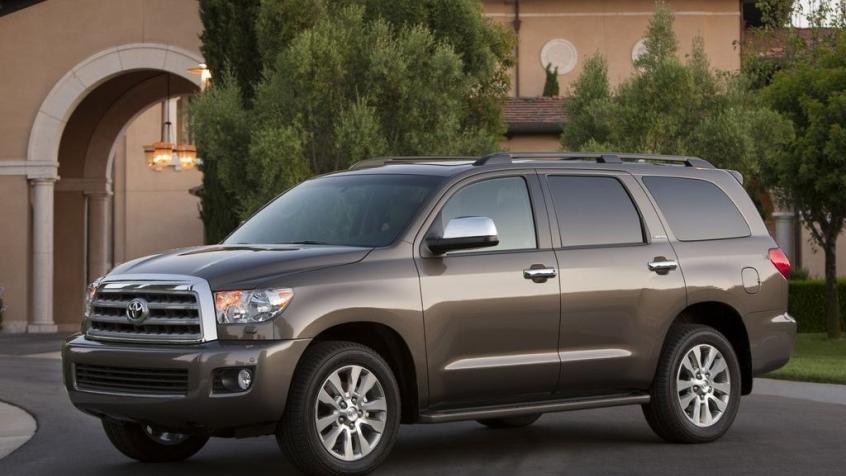Toyota Sequoia II