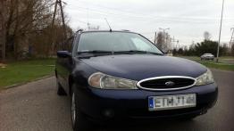 Ford Mondeo II