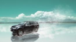 Mitsubishi Pajero Sport II - lewy bok