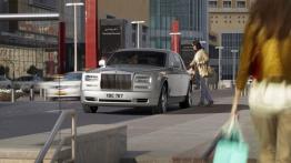 Rolls-Royce Phantom Series II - widok z przodu