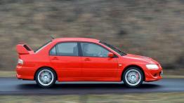 Mitsubishi Lancer EVO VIII - prawy bok