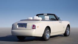 Rolls-Royce Phantom Drophead Coupe Series II - widok z tyłu