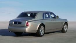 Rolls-Royce Phantom Series II - widok z tyłu