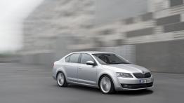 Skoda Octavia III - prawy bok
