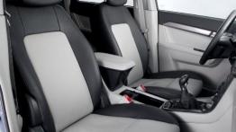 Chevrolet Captiva II - widok ogólny wnętrza z przodu