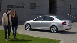 Skoda Octavia III - lewy bok