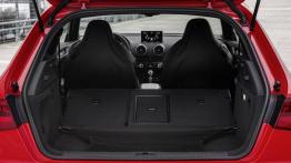 Audi S3 III - tylna kanapa złożona, widok z bagażnika