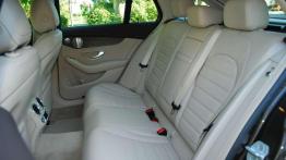 Mercedes Klasa C Kombi - luksus, gwiazda i duży bagażnik