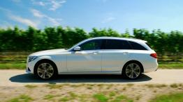 Mercedes Klasa C Kombi - luksus, gwiazda i duży bagażnik