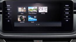 Skoda Kamiq - ekran systemu multimedialnego
