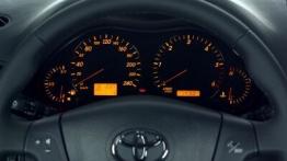 Toyota Avensis - deska rozdzielcza