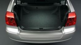 Toyota Avensis - bagażnik