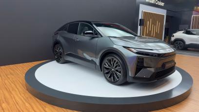 Premiery Toyoty na Kongresie Nowej Mobilności. Poznajcie bZ4X, bZ4X Touring, C-HR+ oraz Urban Cruiser