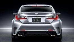 Lexus RC-F na pierwszym zdjęciu - szykuje się hit?