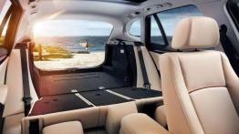 Odświeżone BMW X1 zadebiutuje na salonie w Detroit