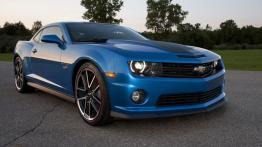 Chevrolet Camaro Hot Wheels Edition - widok z przodu