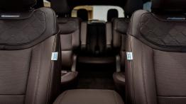 "Da Pope" w hybrydzie. Ford stworzył wyjątkowego Explorera dla papieża Leona XIV