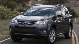 Toyota RAV4 IV - widok z przodu