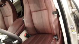 Więcej stylu, więcej luksusu - Land Rover Range Rover IV