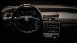 Honda Civic IV - widok ogólny wnętrza z przodu