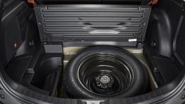 Toyota RAV4 IV - bagażnik, akcesoria