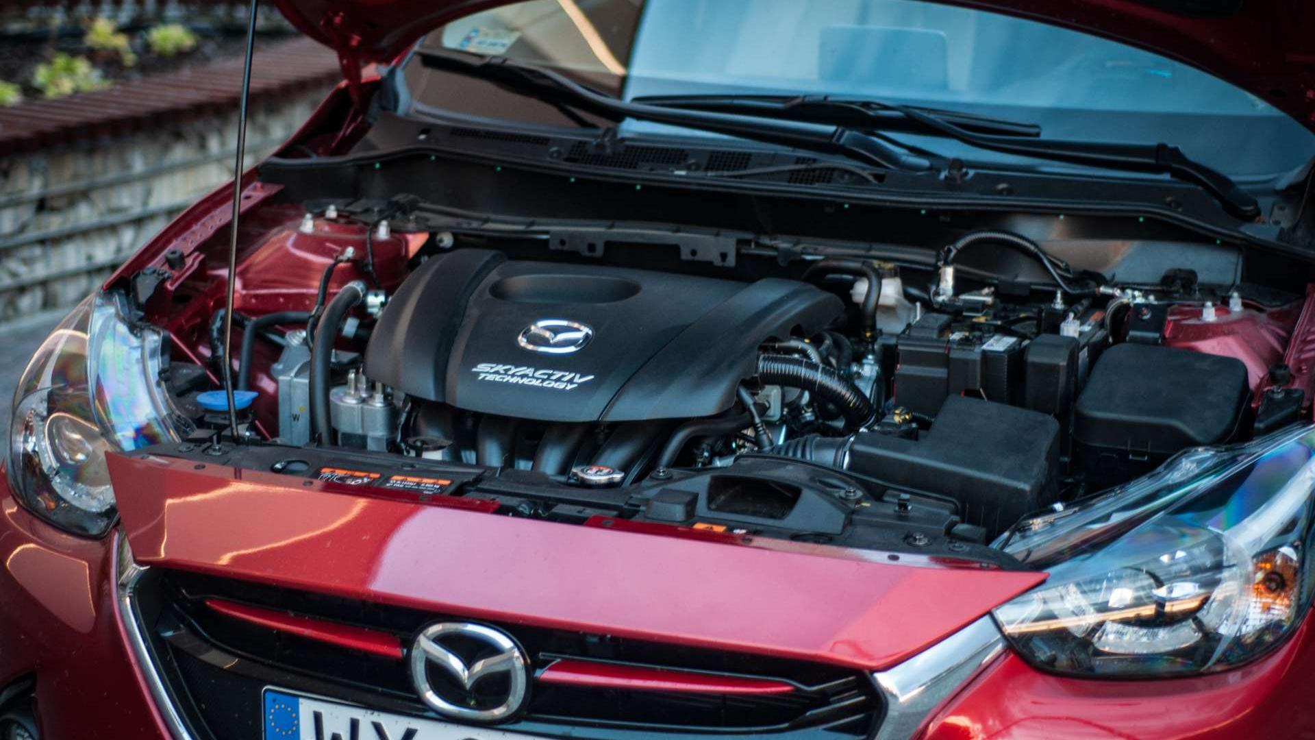 Mazda 2 1.5 SkyG iELOOP jak mały tygrysek • AutoCentrum.pl